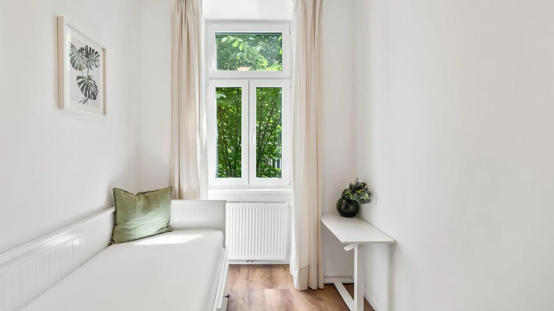 Bright And Quiet Apartments, Just 10 Minutes To U4, U6 And Schoenbrunn Palace Vienna