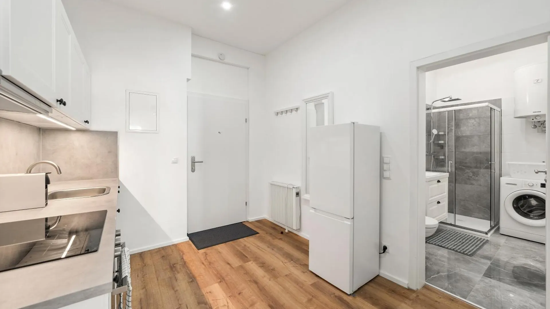 Bright And Quiet Apartments, Just 10 Minutes To U4, U6 And Schoenbrunn Palace Vienna 0*,